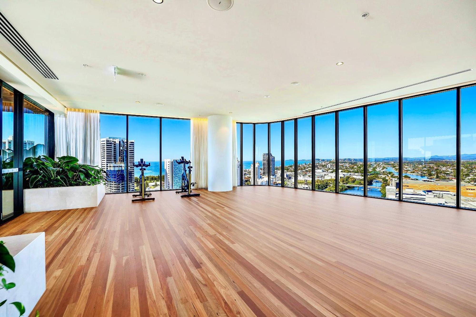 Luxury S Casino Residences Broadbeach - Holiday Paradise Gold Coast Eksteriør billede